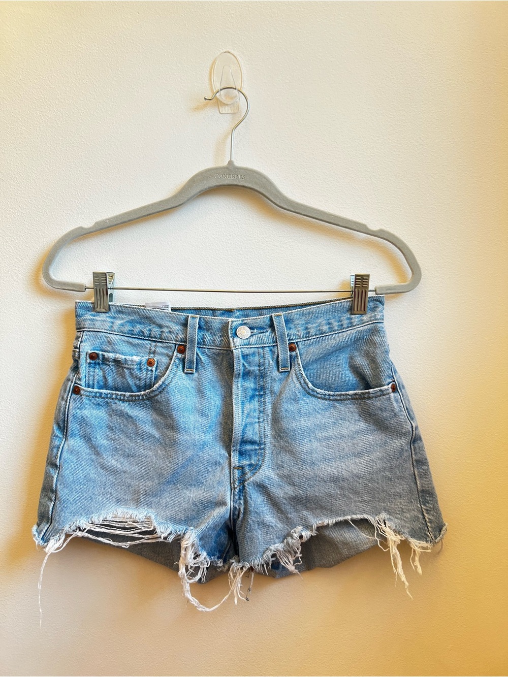 Levi's 501® ORIGINAL FIT HIGH-RISE WOMEN'S  SHORTS LIGHT WASH